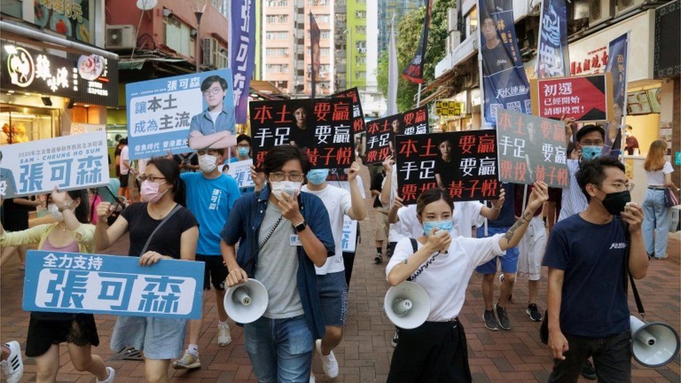 National security law: Mass arrests among Hong Kong pro-democracy camp