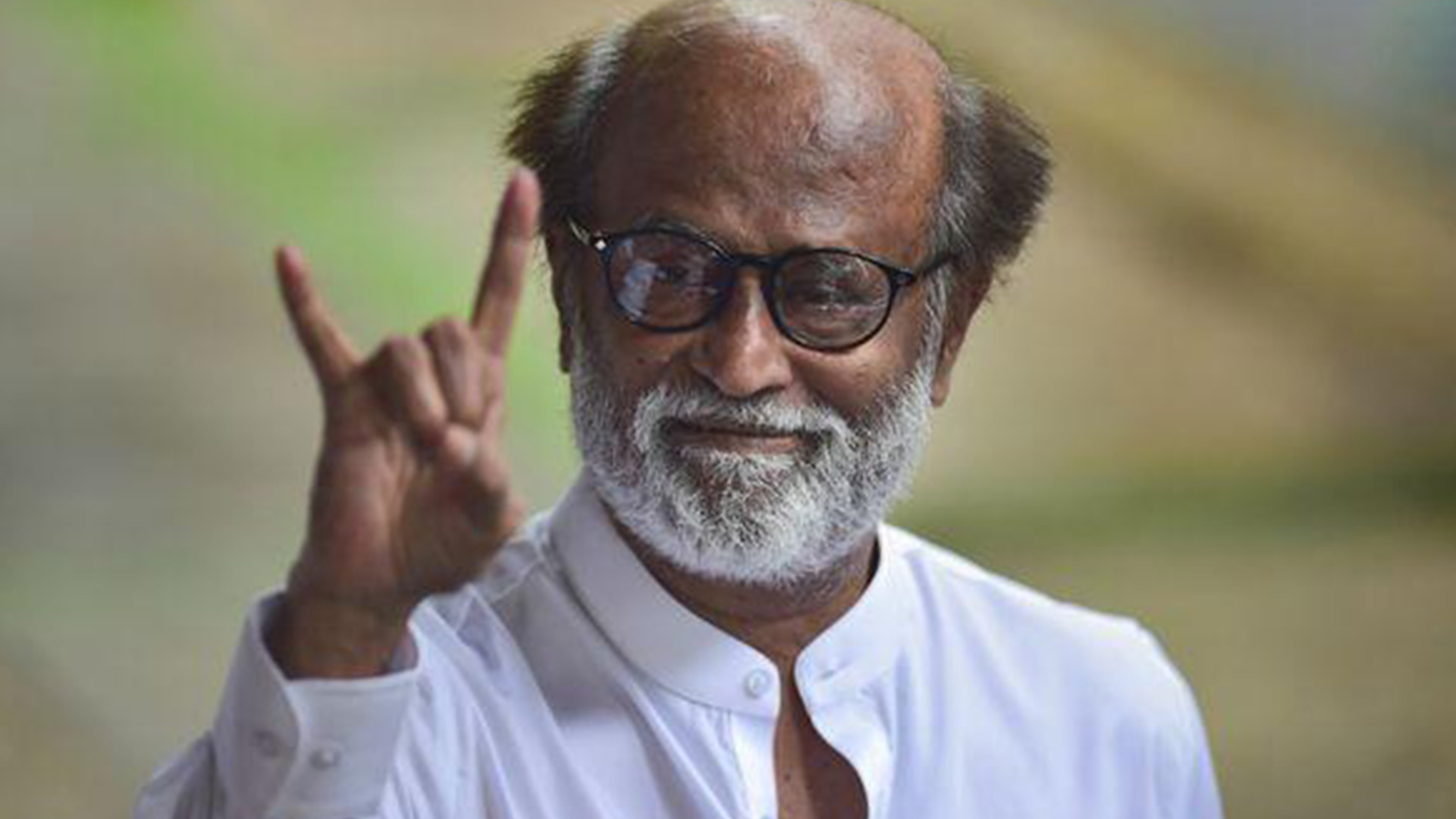 Actor Rajinikanth announces to open a new party