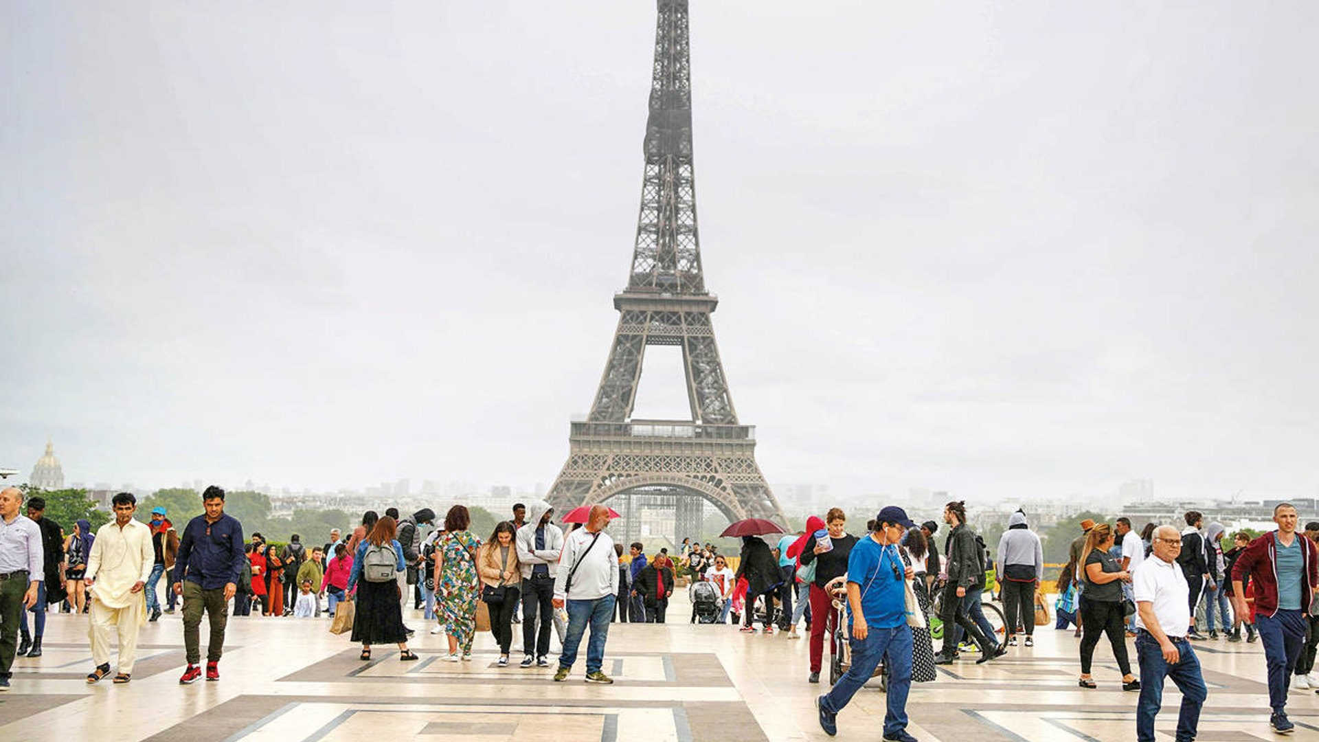 Eiffel tower welcomes visitors after 104 days of Coronavirus Shutdown