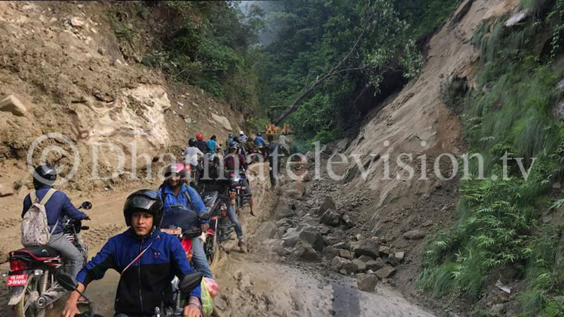 Siddhartha Highway, Butwal-Palpa section still closed due to multiple landslides
