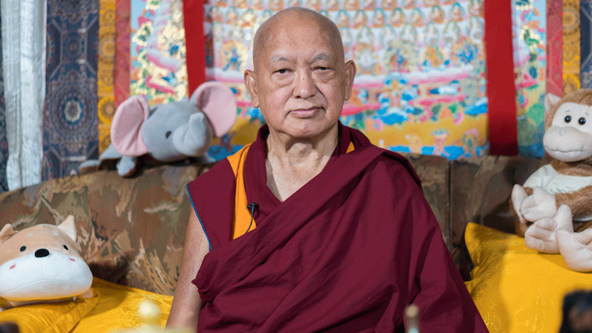 High-Level Gelug lama receives Nyingma Transmissions