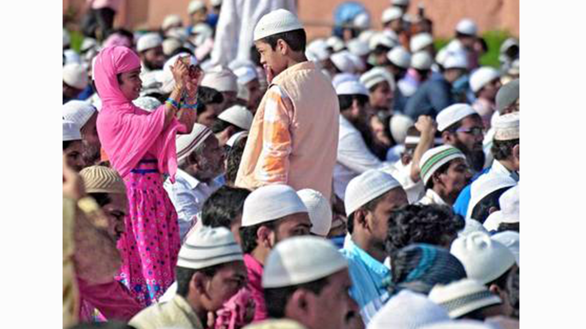 Muslims celebrate Bakr Eed