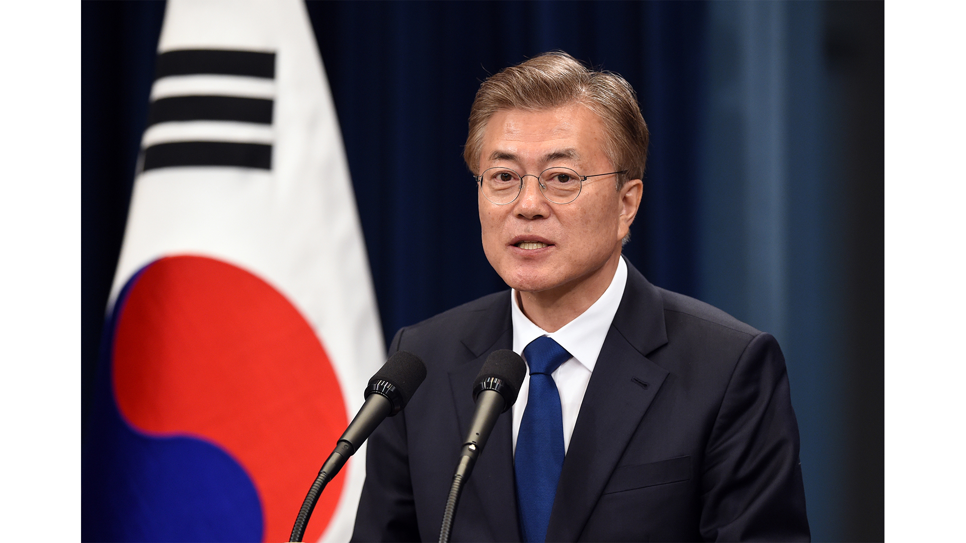 South Korean president's support of 45.6 percent