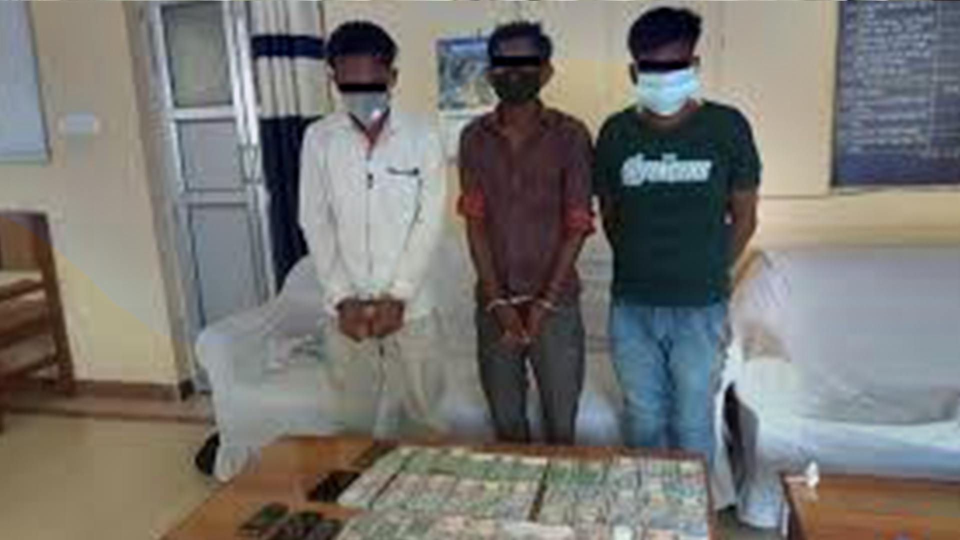 An Indian man two Nepali arrested in Bara with fake currency notes