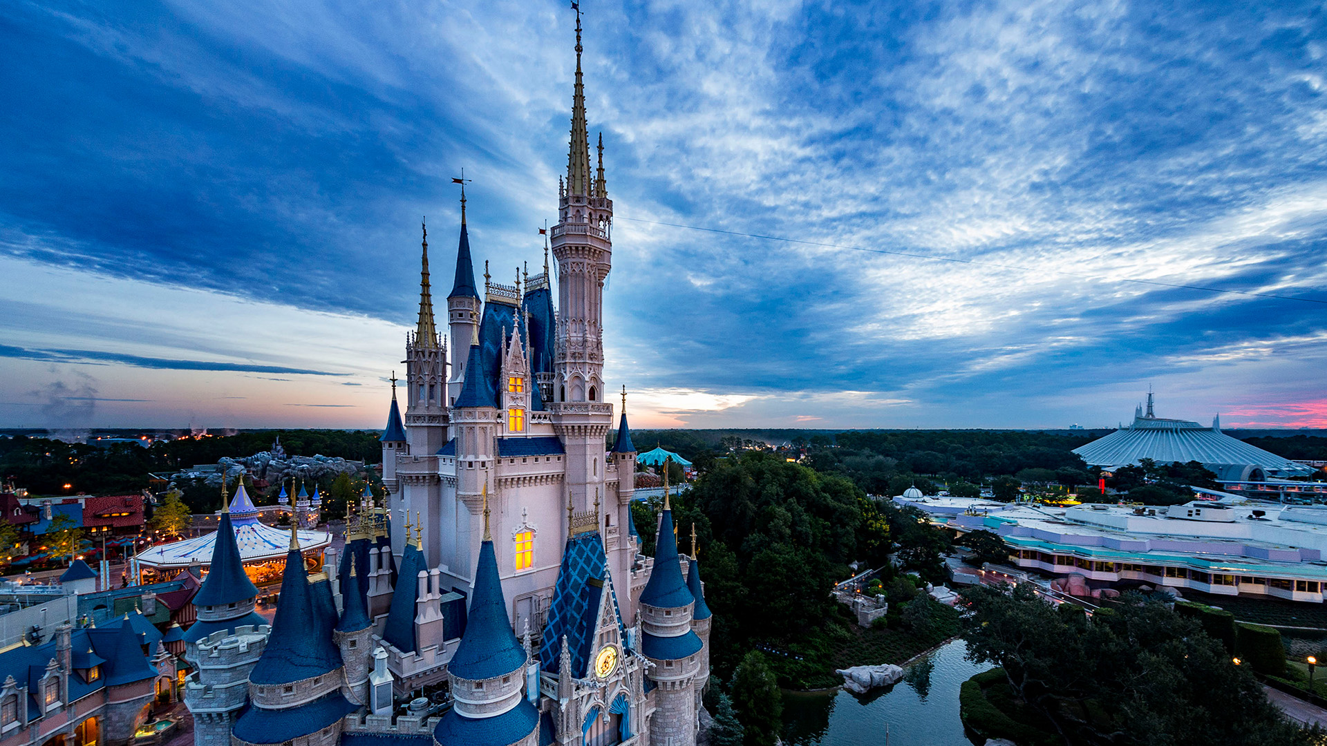 Walt Disney World reopens with Safety Precautions and  Mickey Staying at a Distance